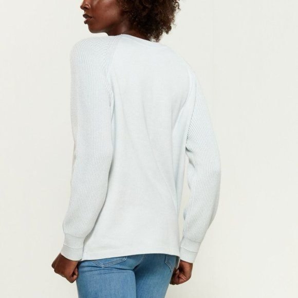 VINCE Ribbed Raglan Sleeve Crewneck Long Sleeve Sweater Top - Picture 2 of 9